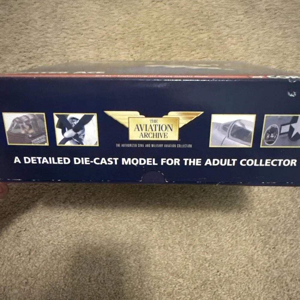 Corgi 1/72 Scale US36603 P-38J Lightning 434th FS/20 Wattisham Cpt Robin Olds